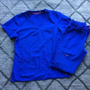 Med Couture Air Pants/ Energy Scrub top